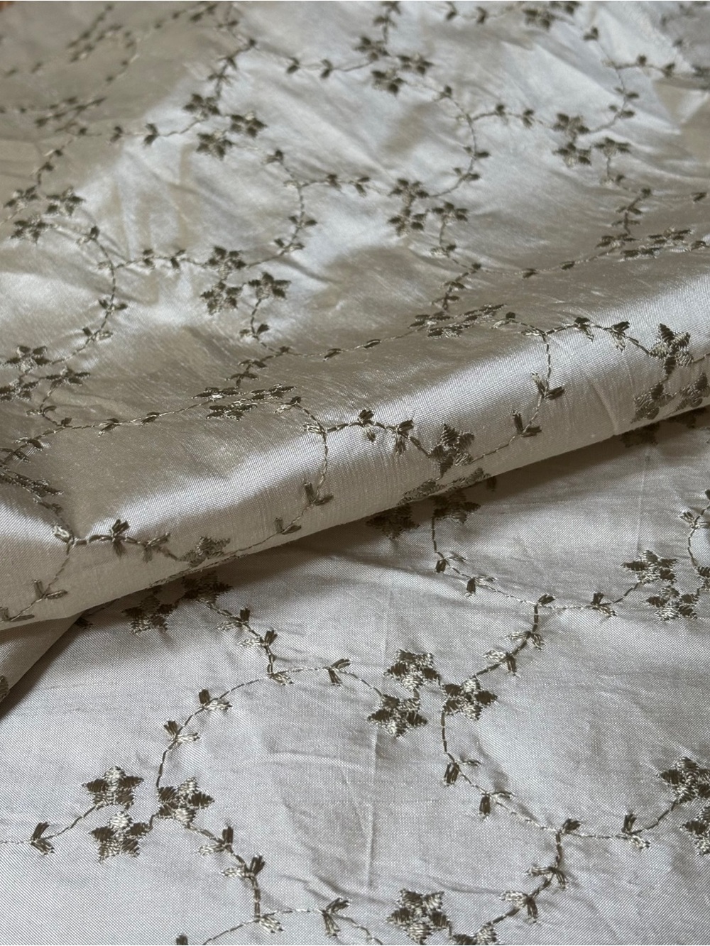 Vintage Kravet Couture embroidered ivory silk Fabric